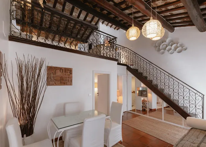 Piazza Navona Historic Luxury