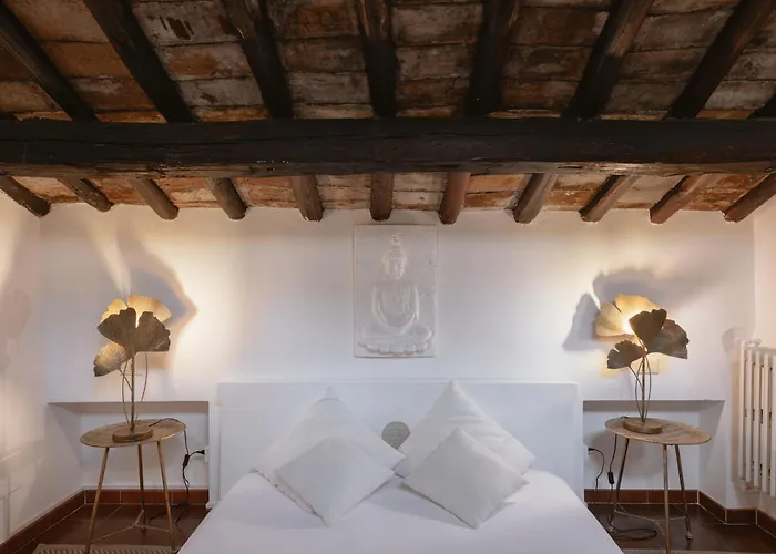 Piazza Navona Historic Luxury