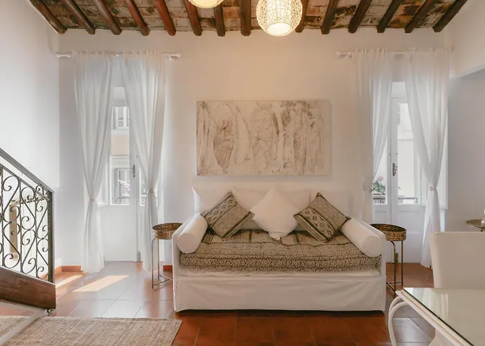 Piazza Navona Historic Luxury *
